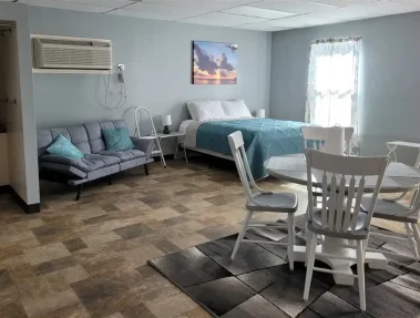 Grand_Lake_O__8217__The_Cherokees_RV_Resort_by_Rjourney